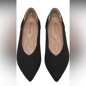 Like New. Size 8 Semwiss Women’s Flats